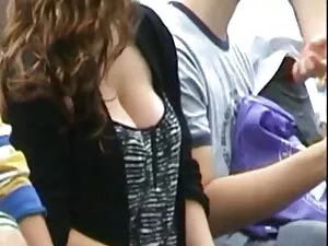 Ela aparece com hent ...
