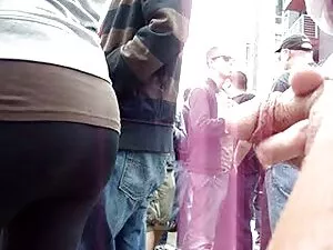 Engraçadinho, mamada ...
